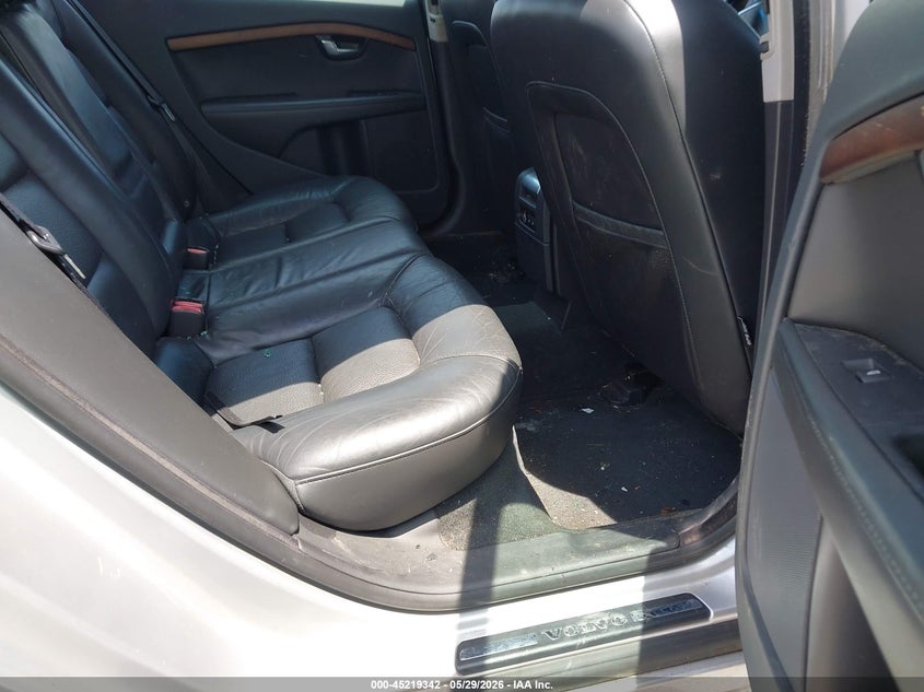 2010 Volvo S80 VIN YV1960AS0A1126001 IAAI salvage auction — REAR END, Salvage (North Carolina), sold $475 on 2026-07-13 (photo 8)
