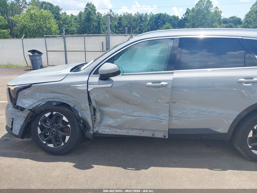 2026 Kia Sorento VIN 5XYRL4JC6TG424554 IAAI salvage auction — LEFT SIDE, Salvage Title, sold $10,100 on 2026-07-23 (photo 6)