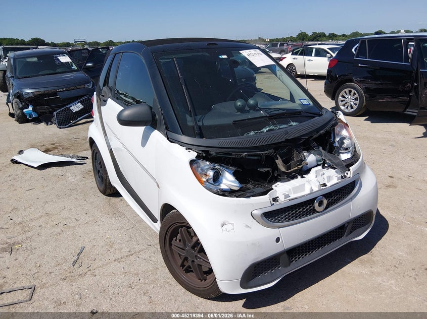 2013 Smart Fortwo VIN WMEEK3BA2DK616009 IAAI salvage auction — FRONT END, Original (Texas), sold $1,350 on 2026-08-22 (photo 1)
