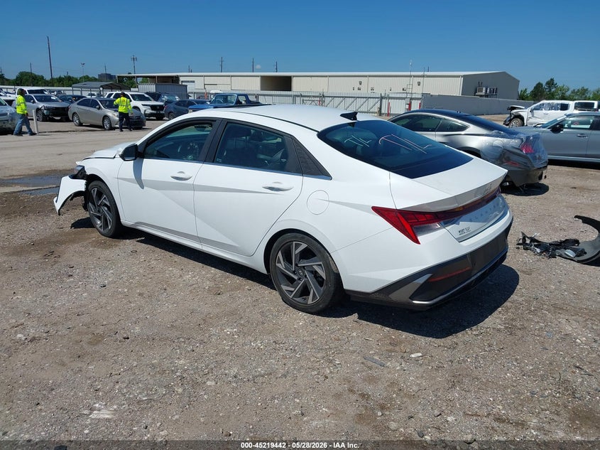 2024 Hyundai Elantra VIN KMHLN4DJ5RU094953 IAAI salvage auction — RIGHT FRONT, Salvage Title, sold $5,675 on 2026-07-16 (photo 3)