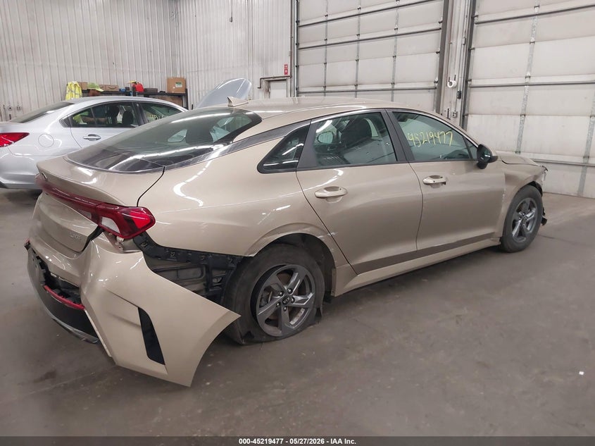2021 Kia K5 VIN 5XXG14J26MG065796 IAAI salvage auction — RIGHT SIDE, Salvage (Minnesota), sold $675 on 2026-07-28 (photo 4)