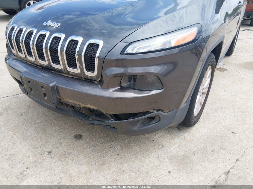 2016 Jeep Cherokee VIN 1C4PJMCS4GW331669 IAAI salvage auction — NORMAL WEAR, Salvage Title, sold $2,125 on 2026-09-10 (photo 6)