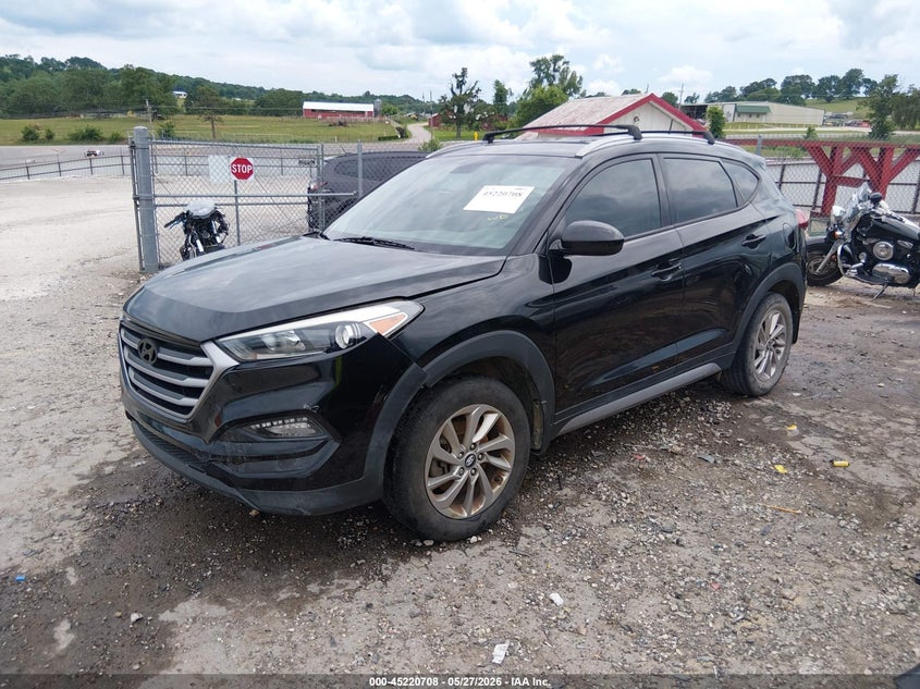 2017 Hyundai Tucson VIN KM8J33A40HU348993 IAAI salvage auction — FRONT END, Salvage Title, sold $2,300 on 2026-07-23 (photo 2)