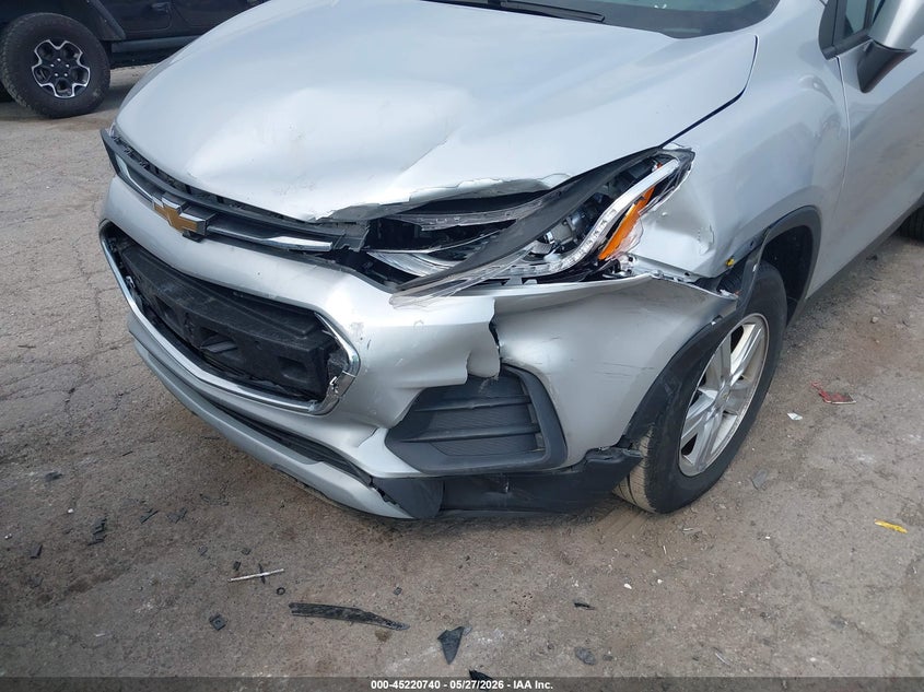 2021 Chevrolet Trax VIN KL7CJPSB2MB358855 IAAI salvage auction — FRONT END, Salvage Title, sold $1,525 on 2026-07-09 (photo 6)