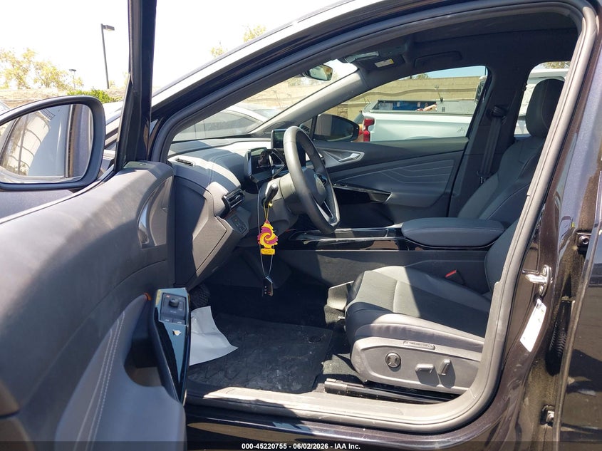 2023 Volkswagen Id.4 VIN 1V2VMPE80PC022198 IAAI salvage auction — LEFT & RIGHT, Salvage Title, sold $10,700 on 2026-07-26 (photo 5)