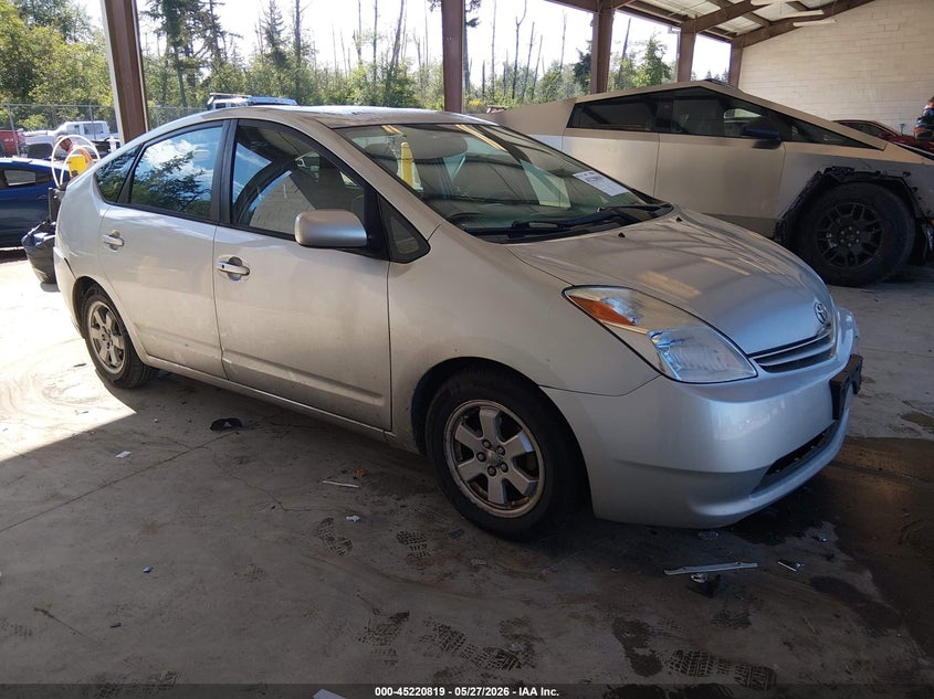 2005 Toyota Prius VIN JTDKB20UX53082116 IAAI salvage auction — LEFT FRONT, Bill Of Sale (Washington), sold $800 on 2026-07-15 (photo 1)