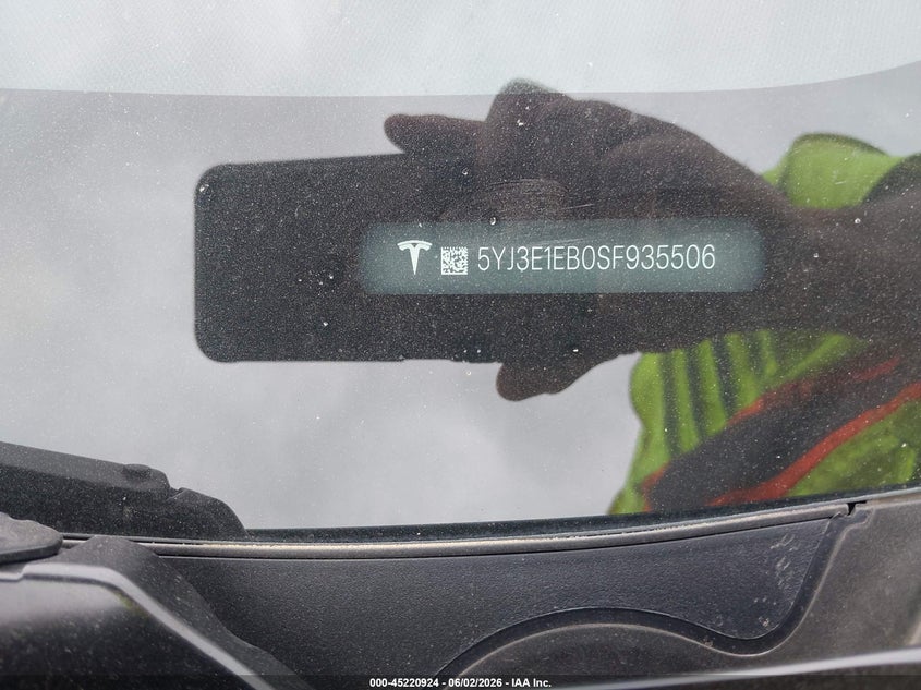 2025 Tesla Model 3 VIN 5YJ3E1EB0SF935506 IAAI salvage auction — REAR END, Salvage Title, sold $16,950 on 2026-07-15 (photo 9)