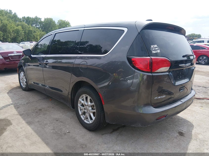 2023 Chrysler Voyager VIN 2C4RC1CGXPR525743 IAAI salvage auction — RIGHT FRONT, Salvage (Missouri), sold $25 on 2026-09-09 (photo 3)