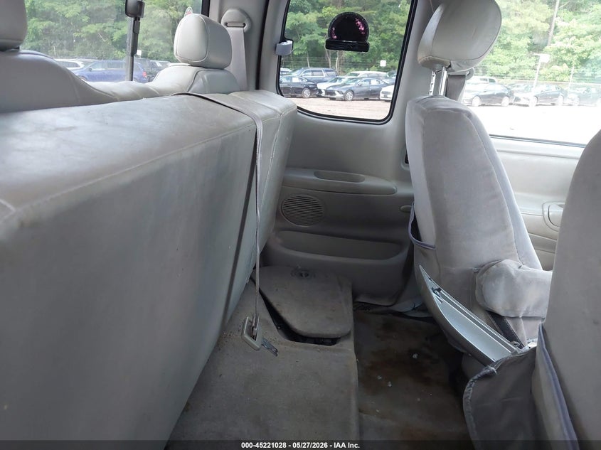 2000 Toyota Tundra VIN 5TBBT4812YS051201 IAAI salvage auction — FRONT END, Salvage (Alabama), sold $1,575 on 2026-07-08 (photo 8)