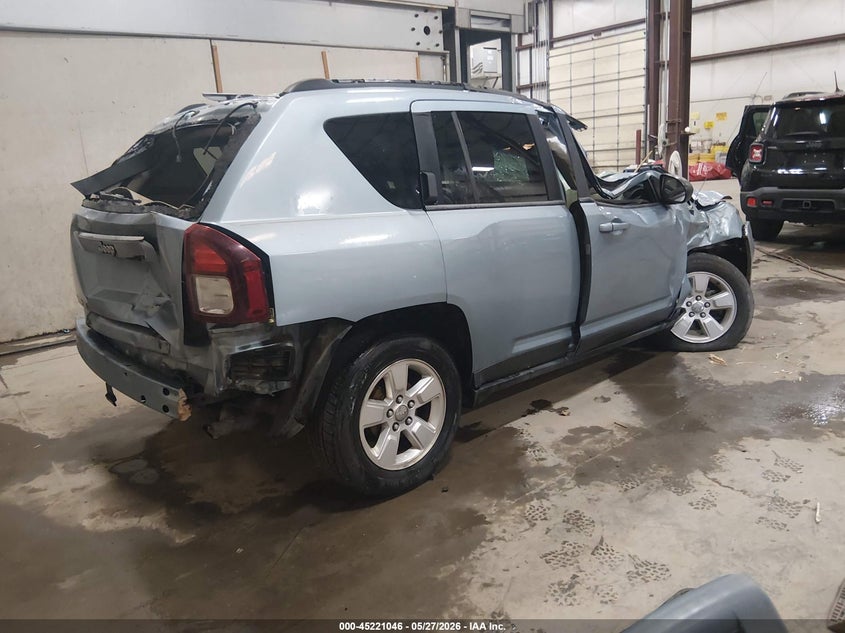 2014 Jeep Compass VIN 1C4NJCBA2ED511199 IAAI salvage auction — ROLLOVER, Salvage (Idaho), sold $75 on 2026-07-10 (photo 4)