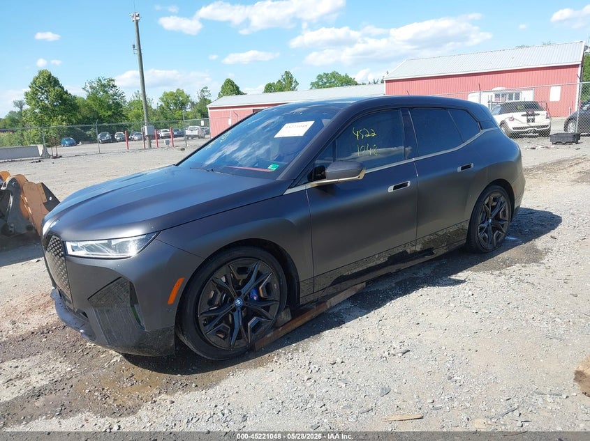 2024 BMW Ix VIN WB533CF00RCP23545 IAAI salvage auction — RIGHT SIDE, Salvage Title, sold $29,200 on 2026-07-07 (photo 2)