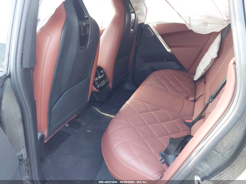 2024 BMW Ix VIN WB533CF00RCP23545 IAAI salvage auction — RIGHT SIDE, Salvage Title, sold $29,200 on 2026-07-07 (photo 8)