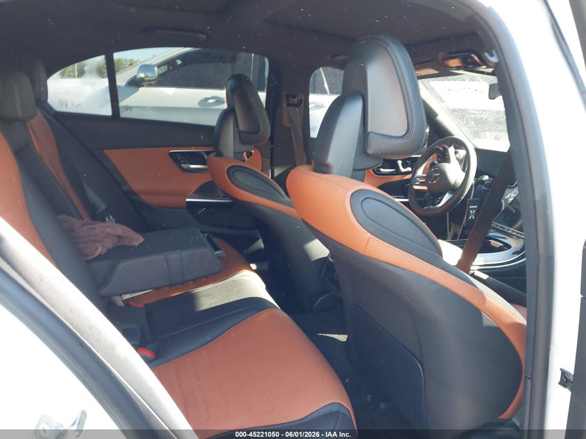 2025 Mercedes-benz VIN W1KAF8HB6SR283788 IAAI salvage auction — WATER/FLOOD, Salvage Title, sold $17,600 on 2026-07-30 (photo 8)