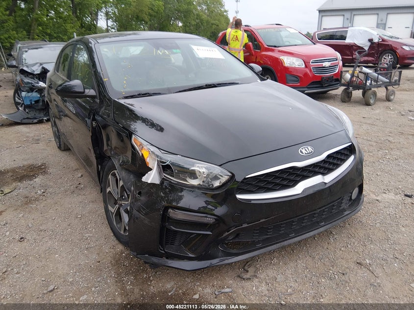 2020 Kia Forte VIN 3KPF24AD3LE247361 IAAI salvage auction — FRONT & REAR, Salvage Title, sold $2,150 on 2026-07-09 (photo 6)