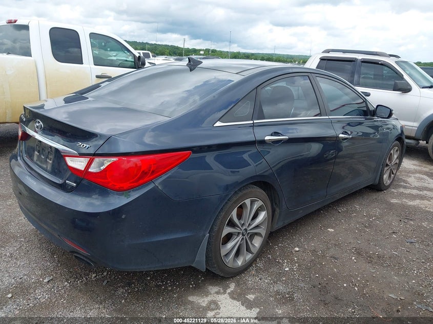 2013 Hyundai Sonata VIN 5NPEC4AB1DH676194 IAAI salvage auction — LEFT SIDE, Clear (Oklahoma), sold $225 on 2026-07-28 (photo 4)