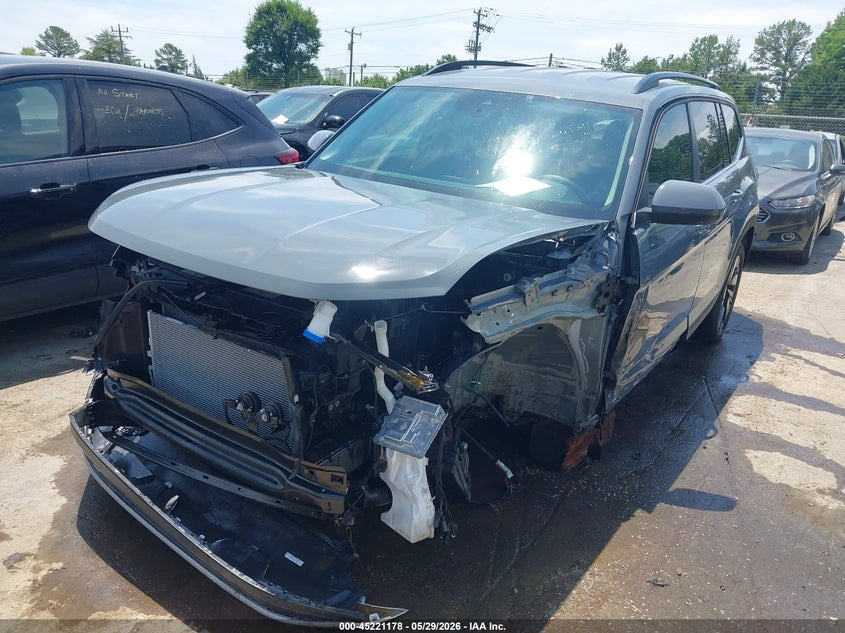 2026 Volkswagen Atlas VIN 1V2HN2CA8TC558099 IAAI salvage auction — FRONT END, Salvage Title, sold $11,100 on 2026-07-29 (photo 2)