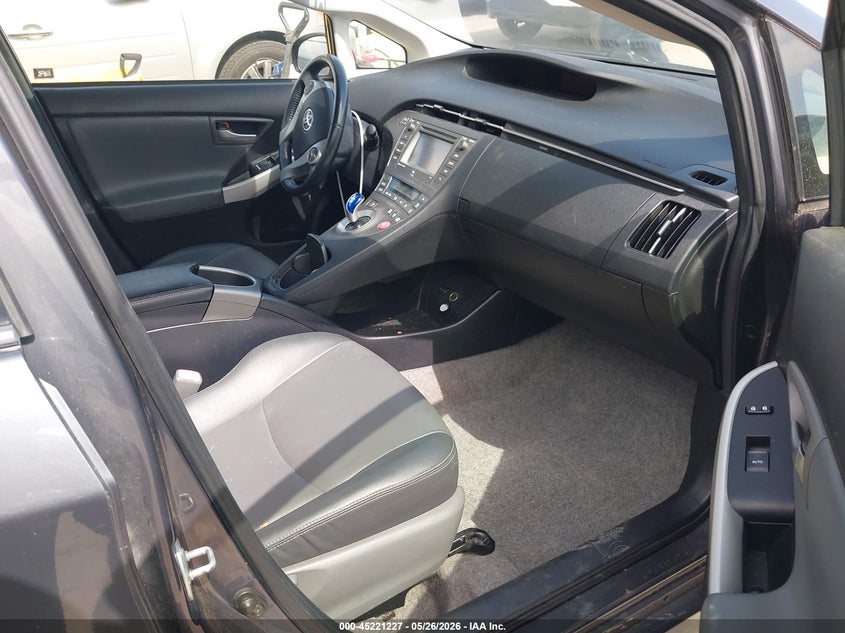 2013 Toyota Prius VIN JTDKN3DU6D5556881 IAAI salvage auction — UNDERCARRIAGE, Salvage Title, sold $3,250 on 2026-07-15 (photo 5)