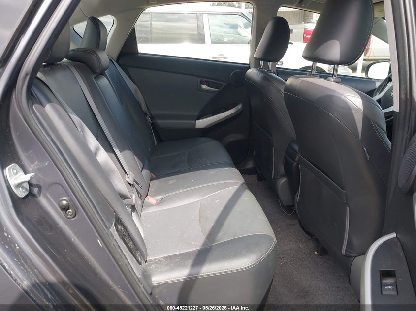 2013 Toyota Prius VIN JTDKN3DU6D5556881 IAAI salvage auction — UNDERCARRIAGE, Salvage Title, sold $3,250 on 2026-07-15 (photo 8)