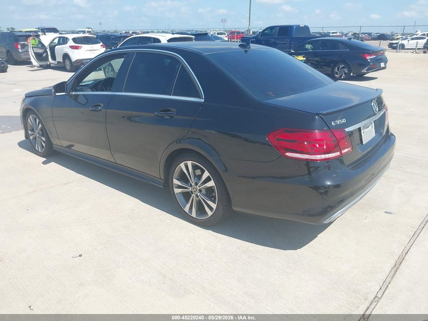 2015 Mercedes-benz E-klasse VIN WDDHF5KB7FB106977 IAAI salvage auction — HAIL, Original (Texas), sold $4,300 on 2026-07-17 (photo 3)