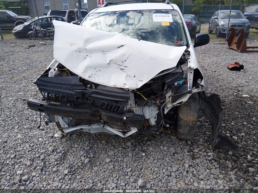 2005 Toyota Sienna VIN 5TDZA23C75S313167 IAAI salvage auction — FRONT END, Salvage (West Virginia), sold $100 on 2026-07-22 (photo 6)