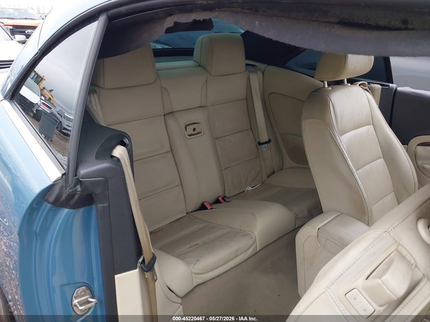 2008 Volkswagen Eos VIN WVWFA71F98V001925 IAAI salvage auction — WATER/FLOOD, Salvage (Texas), sold $400 on 2026-07-28 (photo 8)