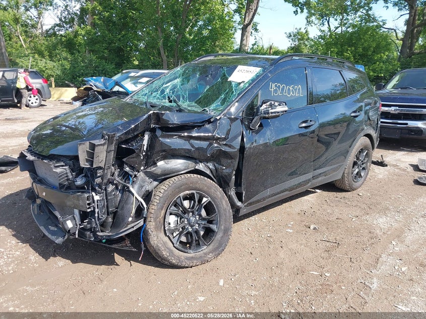 2025 Kia Sportage VIN 5XYK7CDF5SG271508 IAAI salvage auction — LEFT FRONT, Salvage Title, sold $3,800 on 2026-07-29 (photo 2)