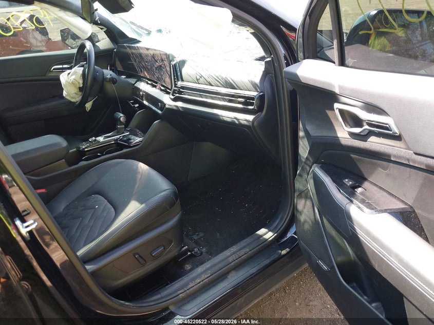 2025 Kia Sportage VIN 5XYK7CDF5SG271508 IAAI salvage auction — LEFT FRONT, Salvage Title, sold $3,800 on 2026-07-29 (photo 5)