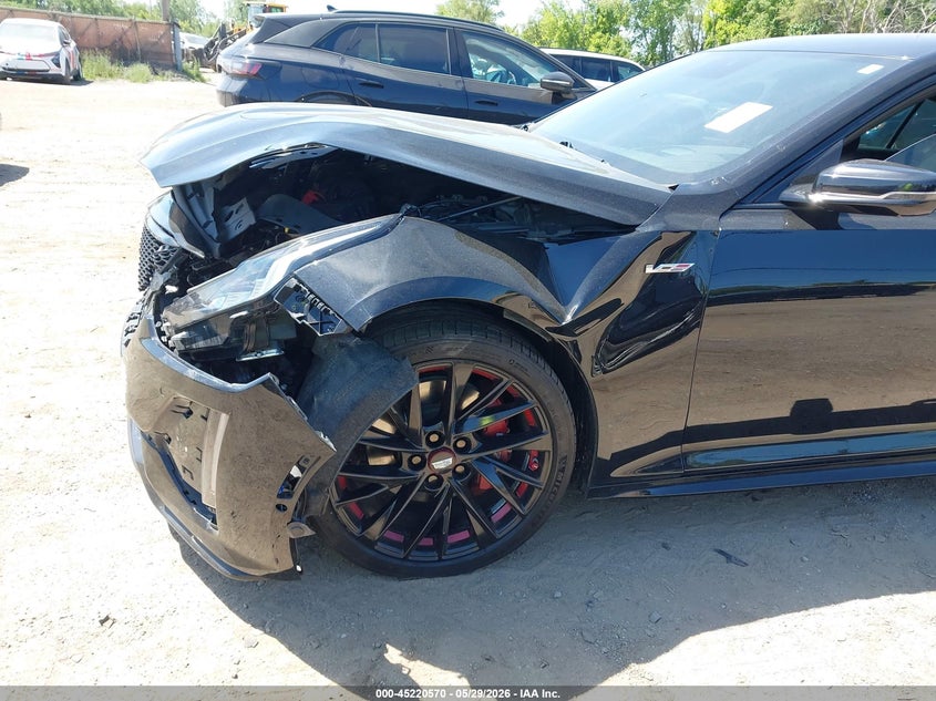 2024 Cadillac Ct5-v VIN 1G6DR5RW9R0132413 IAAI salvage auction — FRONT END, Salvage Title, sold $7,300 on 2026-07-09 (photo 6)