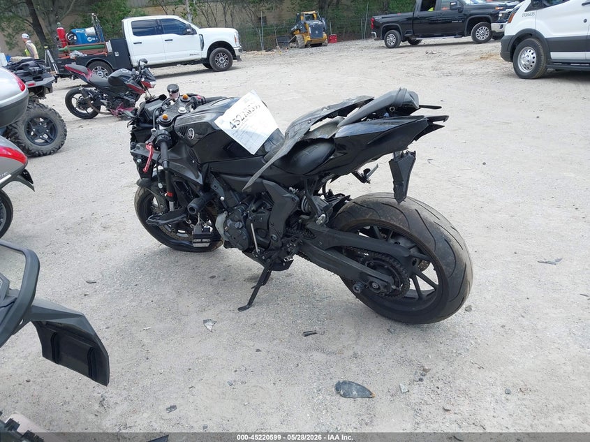 2022 Yamaha Yzf VIN JYARM38E2NA002004 IAAI salvage auction — FRONT END, Salvage (New Hampshire), sold $2,400 on 2026-07-26 (photo 3)