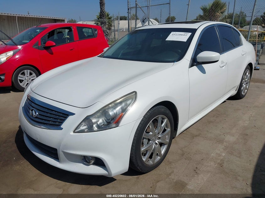 2013 Infiniti G VIN JN1CV6AP2DM301237 IAAI salvage auction — THEFT, Salvage Title, sold $5,400 on 2026-07-15 (photo 2)