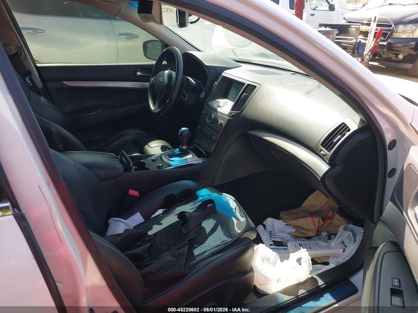 2013 Infiniti G VIN JN1CV6AP2DM301237 IAAI salvage auction — THEFT, Salvage Title, sold $5,400 on 2026-07-15 (photo 5)