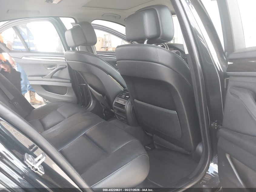 2012 BMW 5er VIN WBAFU7C58CDU58006 IAAI salvage auction — REAR END, Salvage Title, sold $700 on 2026-07-20 (photo 8)