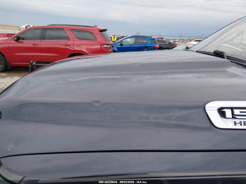 2019 Ram 1500 VIN 1C6SRFFTXKN665097 IAAI salvage auction — HAIL, Salvage (Kansas), sold $10,400 on 2026-07-31 (photo 6)