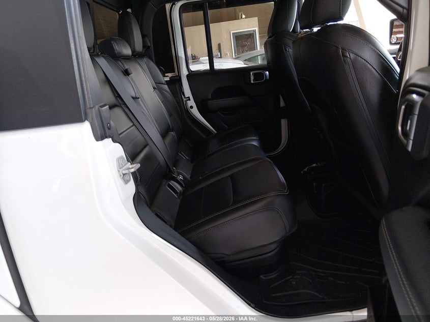 2020 Jeep Gladiator VIN 1C6HJTFG1LL103492 IAAI salvage auction — REAR END, Salvage Title, sold $17,700 on 2026-07-29 (photo 8)