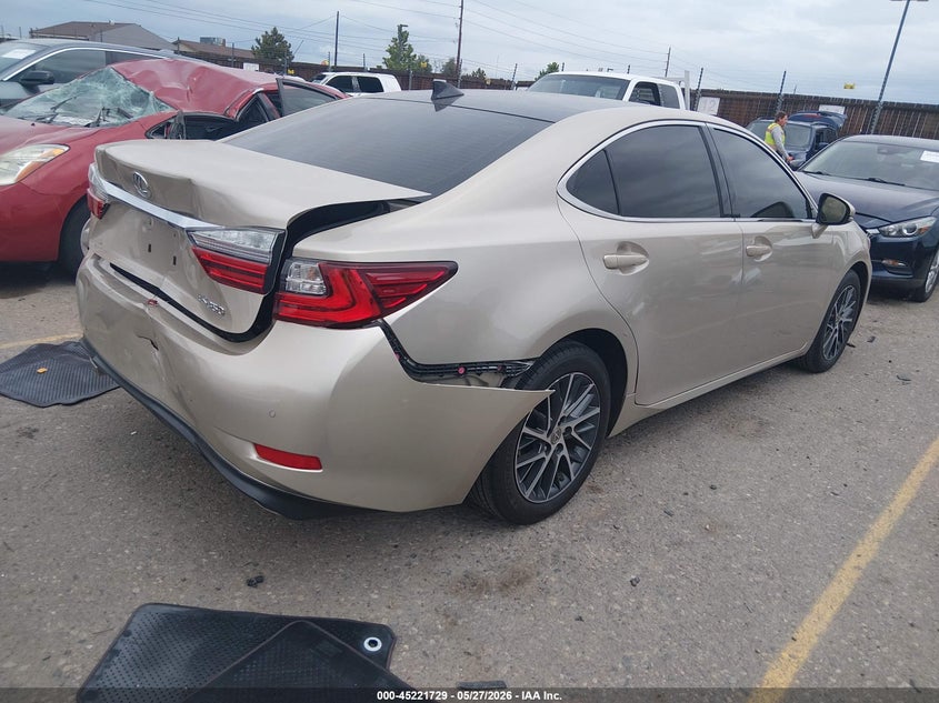 2017 Lexus ES VIN JTHBK1GG3H2257633 IAAI salvage auction — REAR END, Salvage Title, sold $8,500 on 2026-07-28 (photo 4)