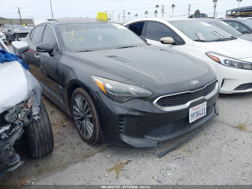 2018 Kia Stinger VIN KNAE25LA3J6013922 IAAI salvage auction — REAR END, Salvage Title, sold $3,300 on 2026-07-15 (photo 1)