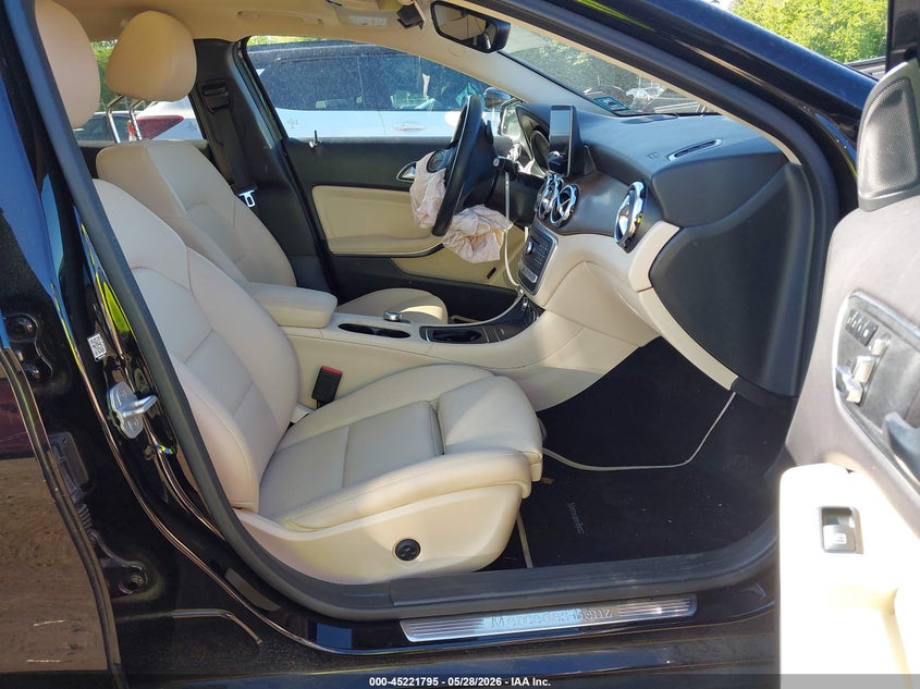 2018 Mercedes-benz Gla-klasse VIN WDCTG4GBXJJ431569 IAAI salvage auction — FRONT END, Salvage Title, sold $2,375 on 2026-07-29 (photo 5)