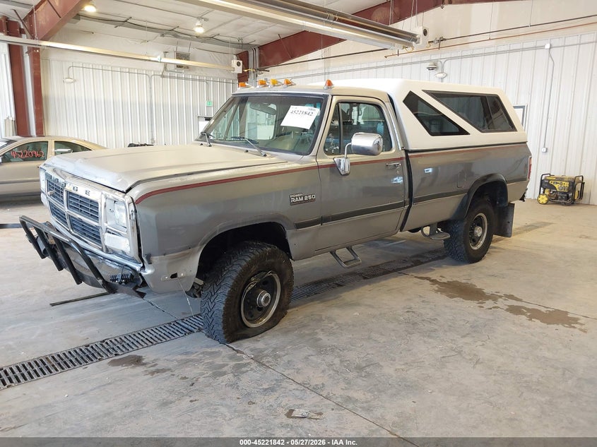 1993 Dodge W-series VIN 1B7KM26C2PS252664 IAAI salvage auction — UNKNOWN, Salvage (Utah), sold $7,200 on 2026-07-27 (photo 2)