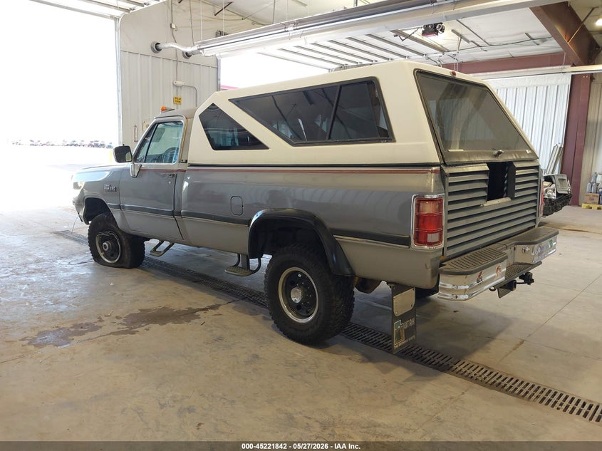 1993 Dodge W-series VIN 1B7KM26C2PS252664 IAAI salvage auction — UNKNOWN, Salvage (Utah), sold $7,200 on 2026-07-27 (photo 3)