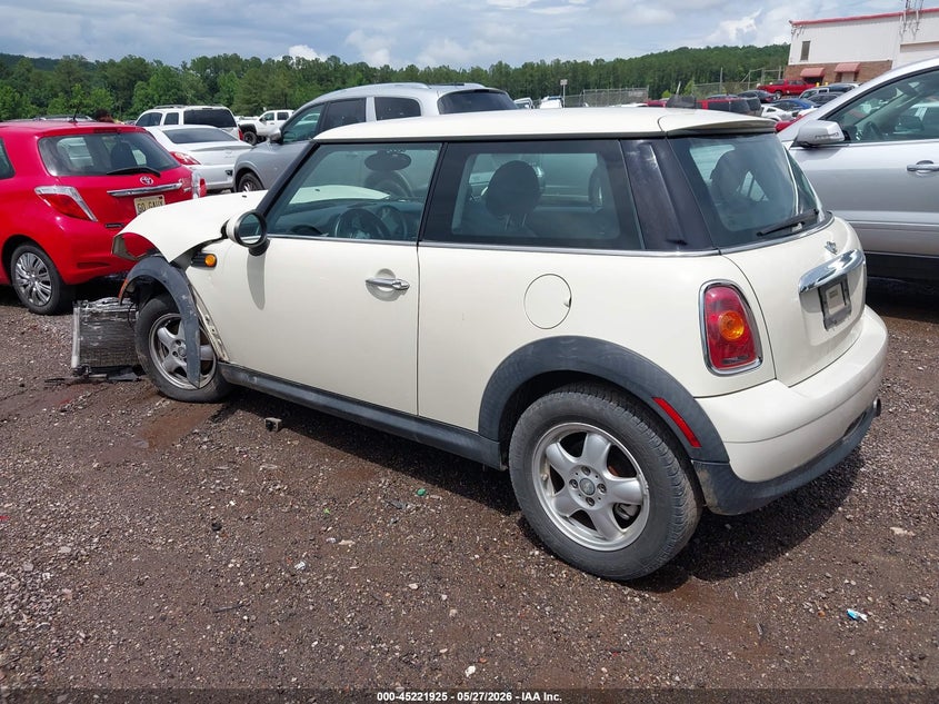2010 Mini Cooper VIN WMWMF3C52ATZ27037 IAAI salvage auction — FRONT END, Salvage (Alabama), sold $225 on 2026-07-15 (photo 3)