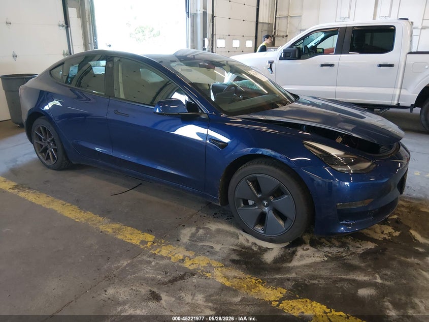 2021 Tesla Model 3 VIN 5YJ3E1EB7MF055941 IAAI salvage auction — LEFT SIDE, Salvage Title, sold $7,425 on 2026-09-03 (photo 1)
