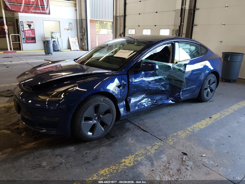 2021 Tesla Model 3 VIN 5YJ3E1EB7MF055941 IAAI salvage auction — LEFT SIDE, Salvage Title, sold $7,425 on 2026-09-03 (photo 2)