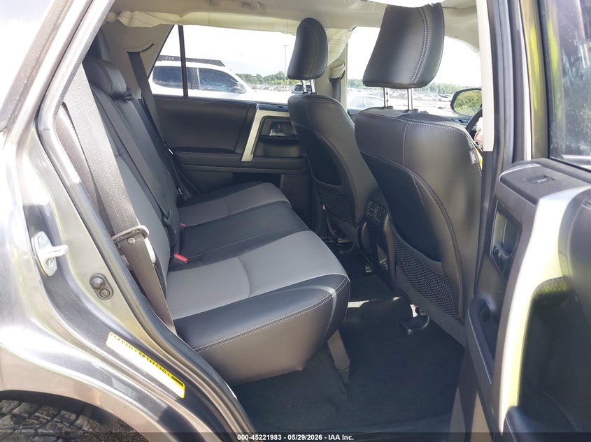 2022 Toyota 4runner VIN JTENU5JR2N5985640 IAAI salvage auction — FRONT END, Salvage Title, sold $13,025 on 2026-07-14 (photo 8)
