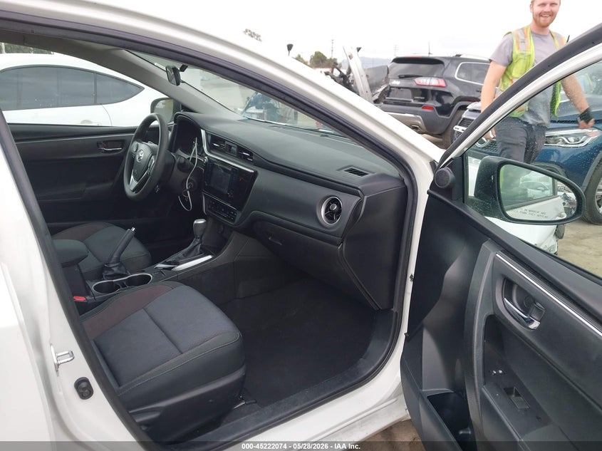 2018 Toyota Corolla VIN 5YFBURHE4JP836337 IAAI salvage auction — RIGHT FRONT, Salvage Title, sold $4,400 on 2026-07-29 (photo 5)