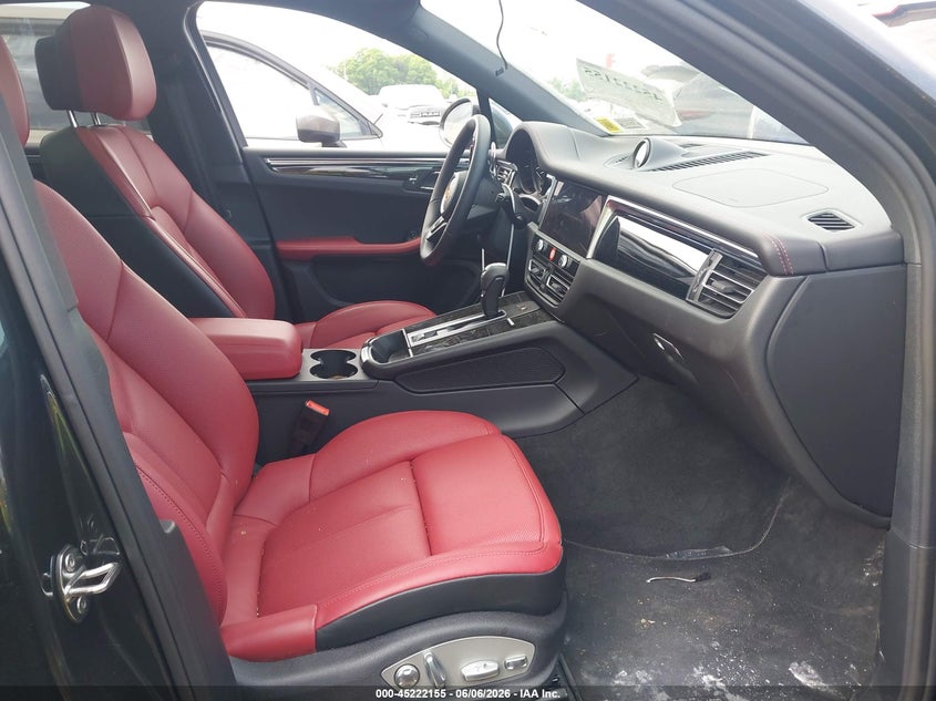 2026 Porsche Macan VIN WP1AA2A56TLB07191 IAAI salvage auction — FRONT END, Salvage Title, sold $37,250 on 2026-08-10 (photo 5)