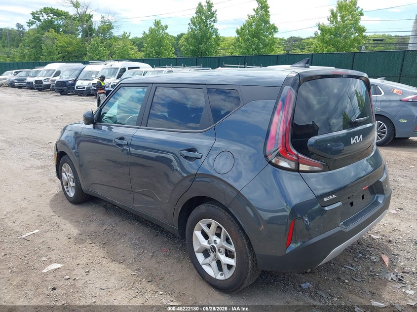 2025 Kia Soul VIN KNDJ23AU2S7271105 IAAI salvage auction — RIGHT FRONT, Salvage Title, sold $5,750 on 2026-07-07 (photo 3)