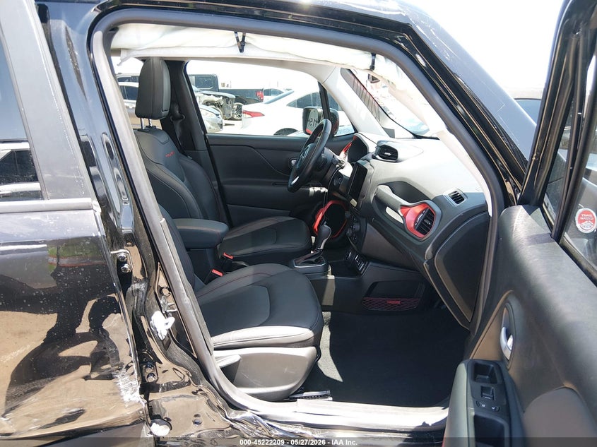 2023 Jeep Renegade VIN ZACNJDC19PPP66843 IAAI salvage auction — RIGHT SIDE, Salvage (Texas), sold $7,300 on 2026-07-22 (photo 5)