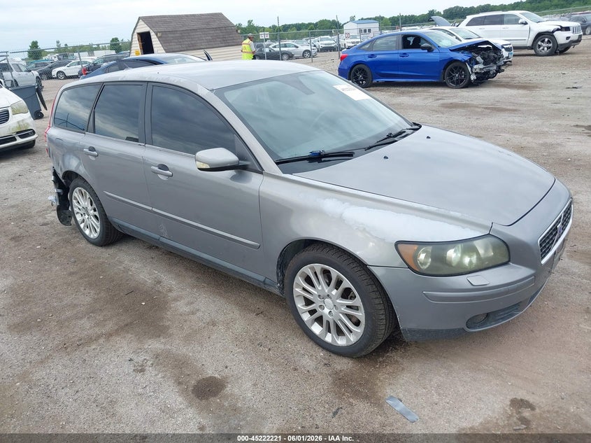 2005 Volvo V50 VIN YV1MJ682952041417 IAAI salvage auction — REAR END, Salvage (Illinois), sold $25 on 2026-07-22 (photo 1)