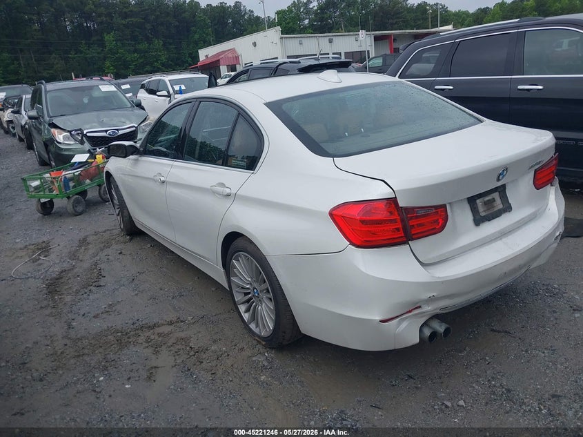 2014 BMW 3er VIN WBA3A5C50EJ464273 IAAI salvage auction — ALL OVER, Salvage Title, sold $825 on 2026-07-11 (photo 3)