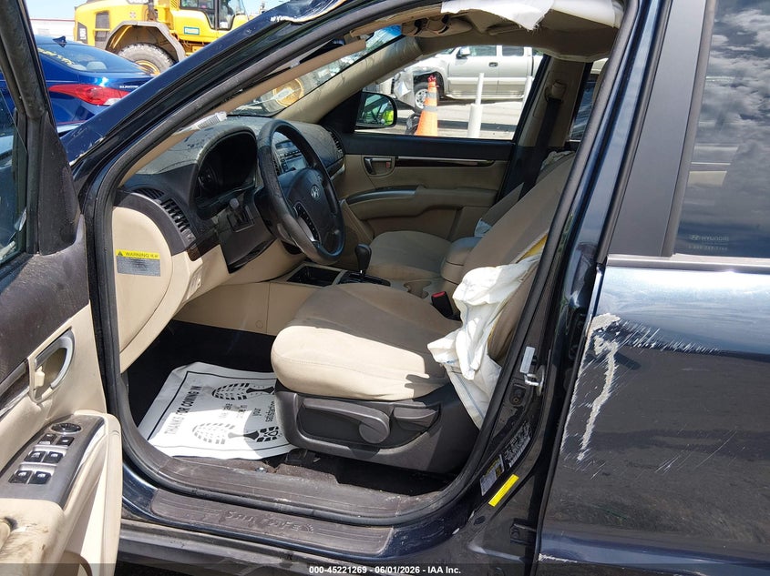 2012 Hyundai Santa fe VIN 5XYZG3AB0CG148684 IAAI salvage auction — ROLLOVER, Salvage Title, sold $300 on 2026-07-21 (photo 5)